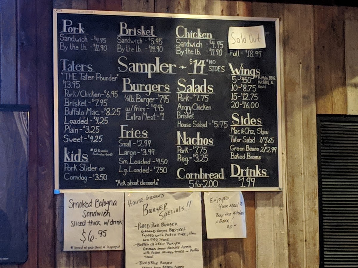 Rowdy's Smokehouse - 6