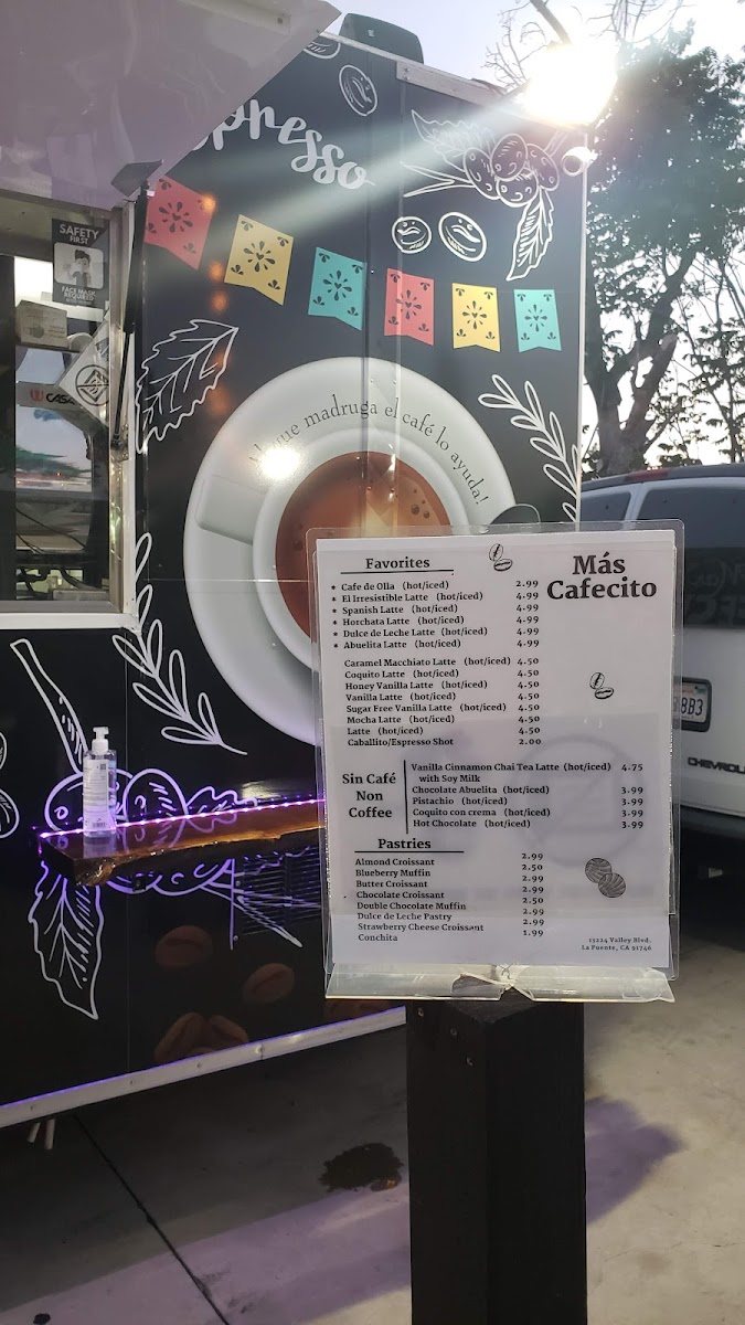 Más Cafecito Coffee - 7