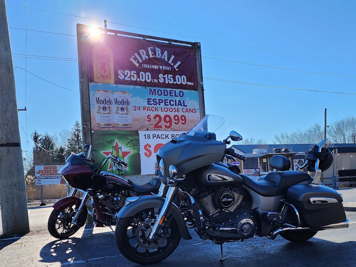 Redlion Inn Liquors and Tavern - 1