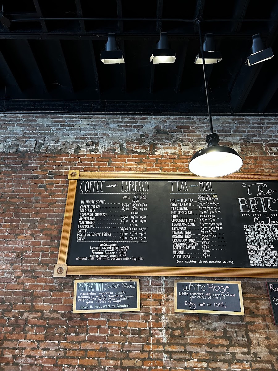 Brick Coffee House Café - 4
