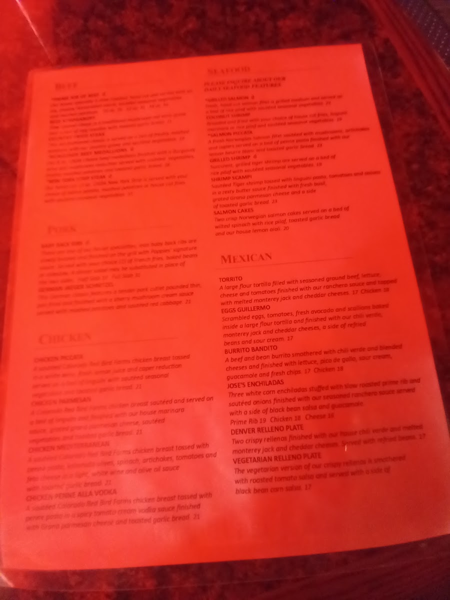 Poppies Restaurant & Lounge - 9