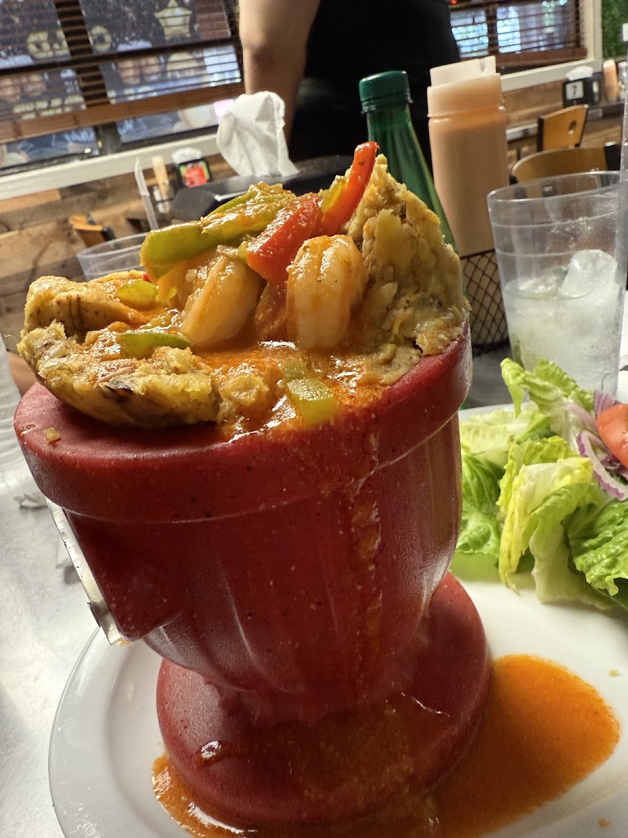 Miguelo's Cafe & Bar