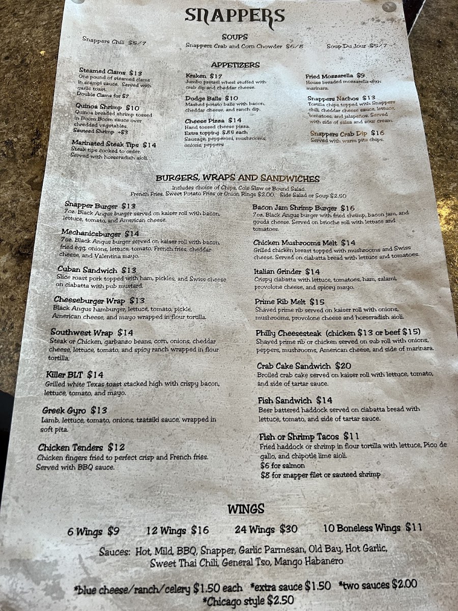 Snappers Bar & Grill - 4