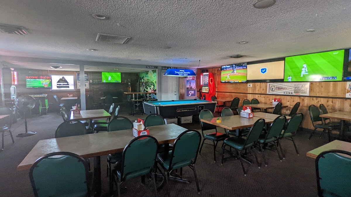 Woody's BullPen Bar & Grille