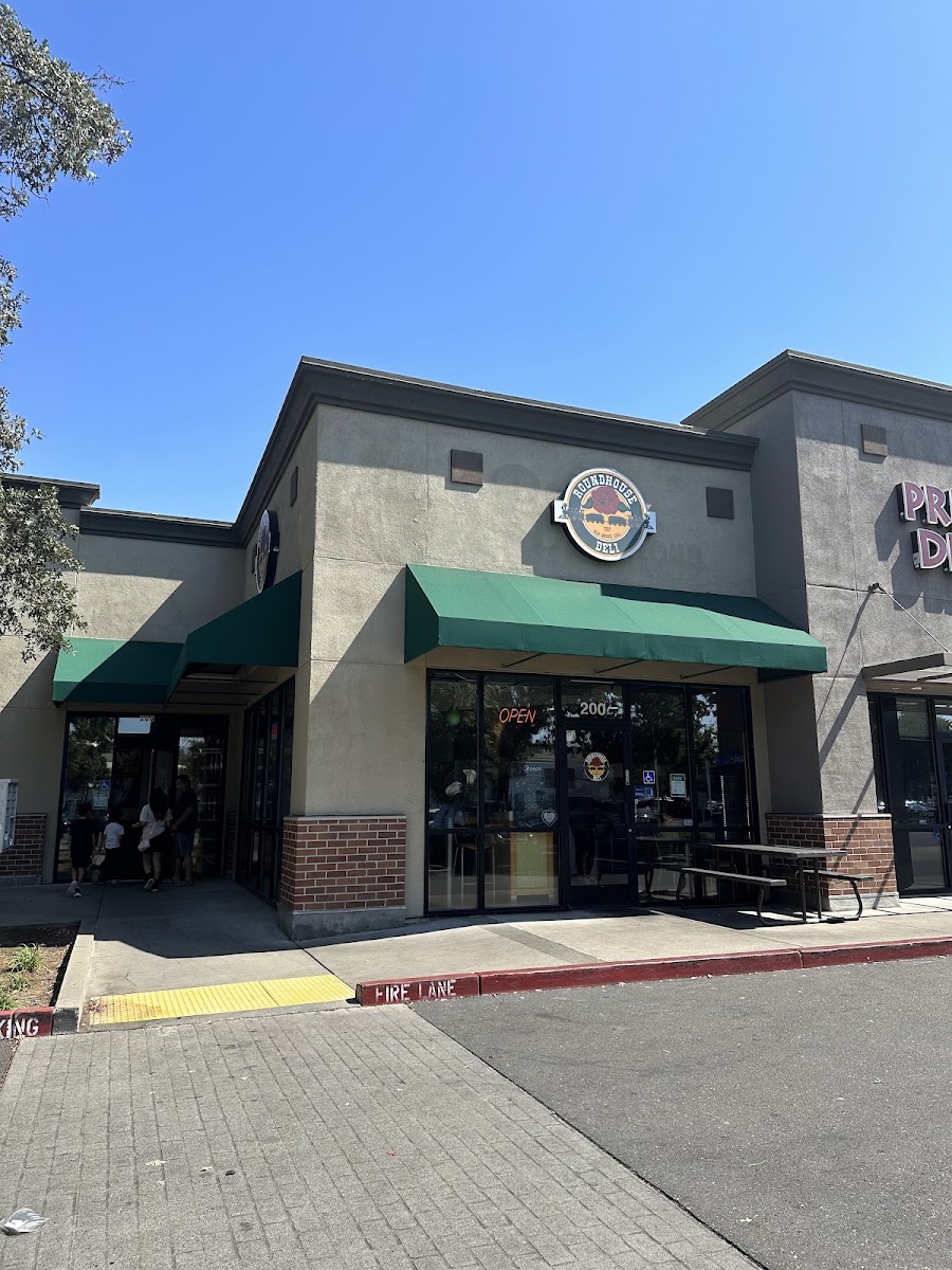 Roundhouse Deli