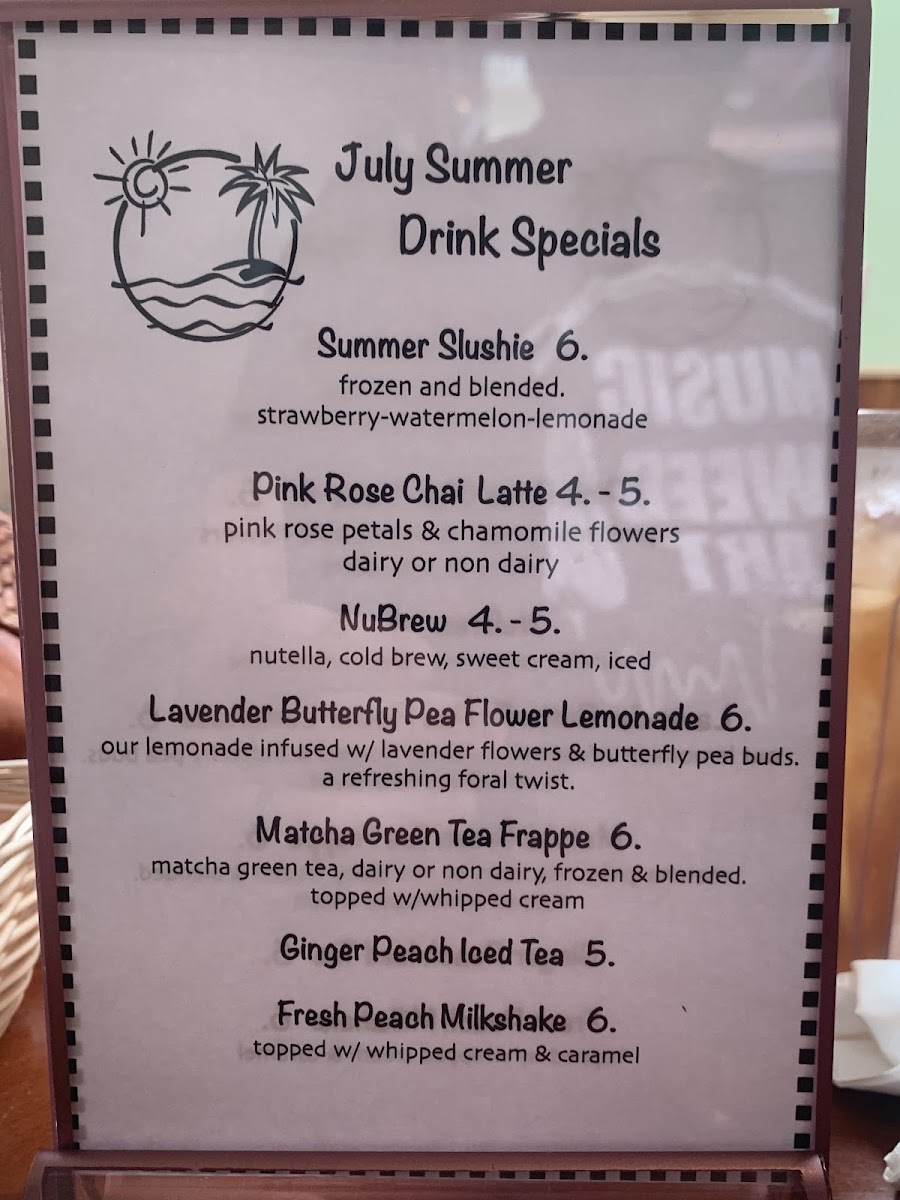 Mama's Cafe & Bakery - 3