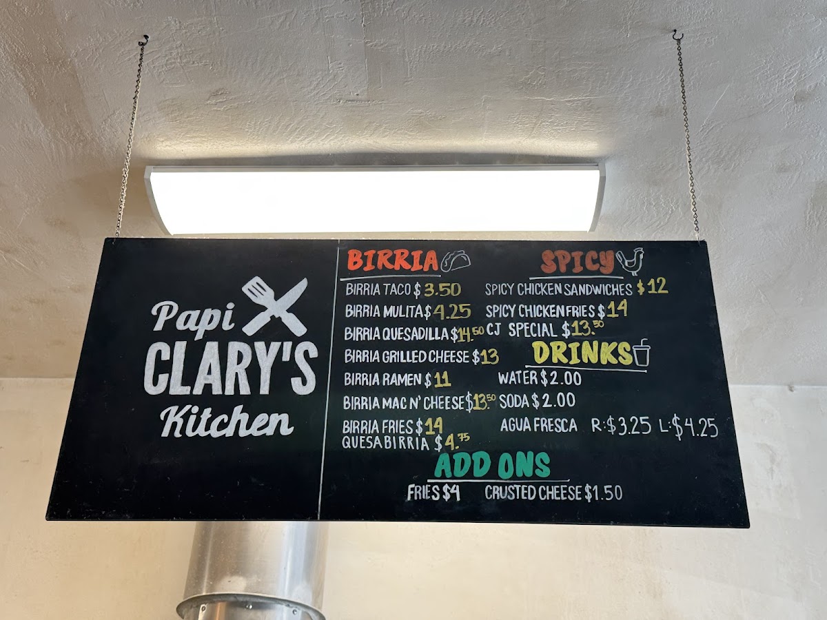 Papi Clary's Kitchen - 2