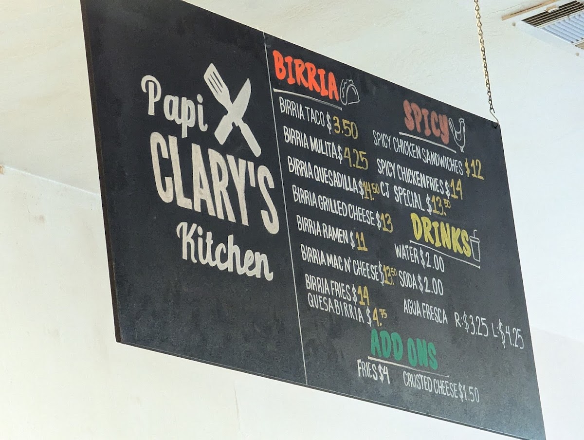 Papi Clary's Kitchen - 4