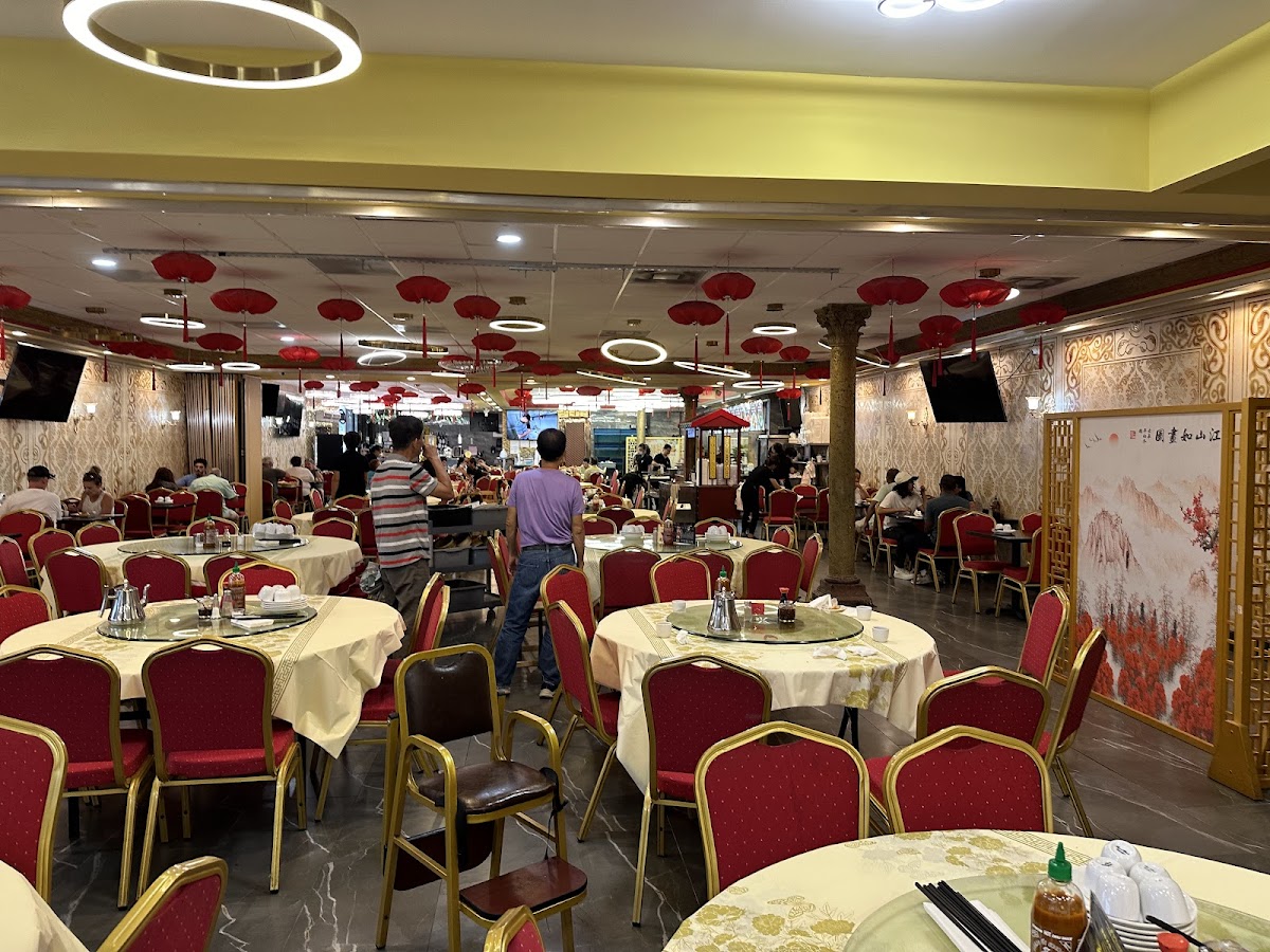 TEN TEN Chinese Seafood Dim Sum Restaurant 天天渔港