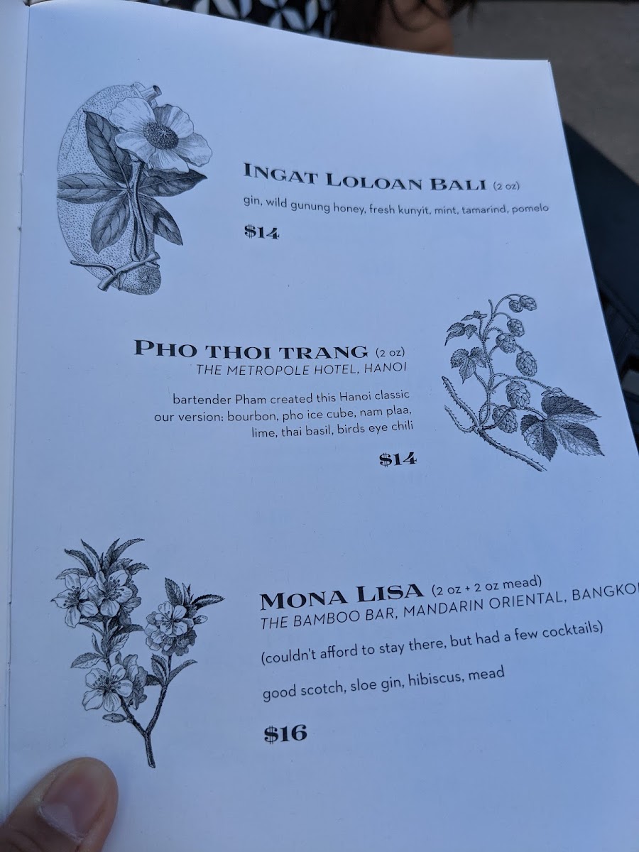 Loloan Lobby Bar - 9