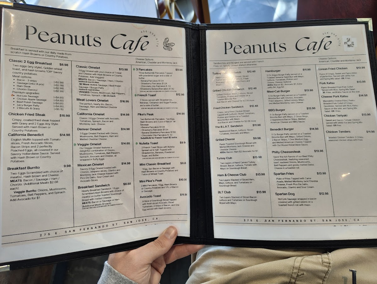Peanuts Deluxe Cafe - 1