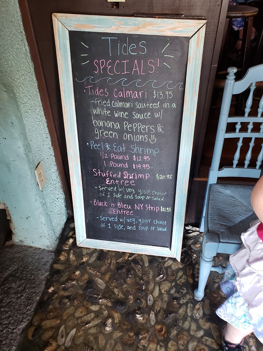 The Tides Grill & Oyster Co @ Dunes Cracker House - 10