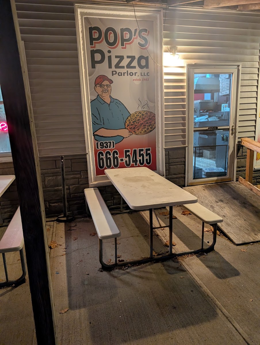 Pop's Pizza Parlor