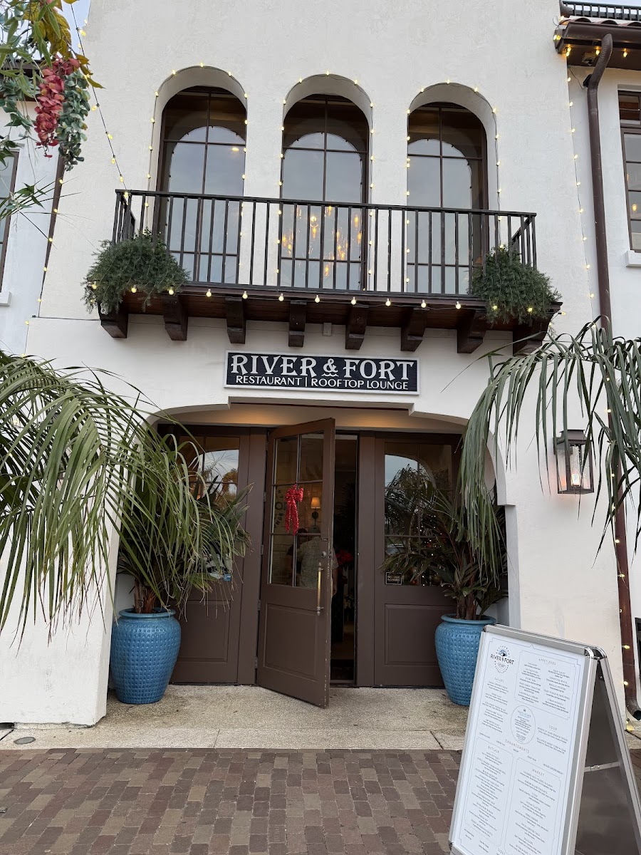 River & Fort Restaurant & Roof Top Lounge