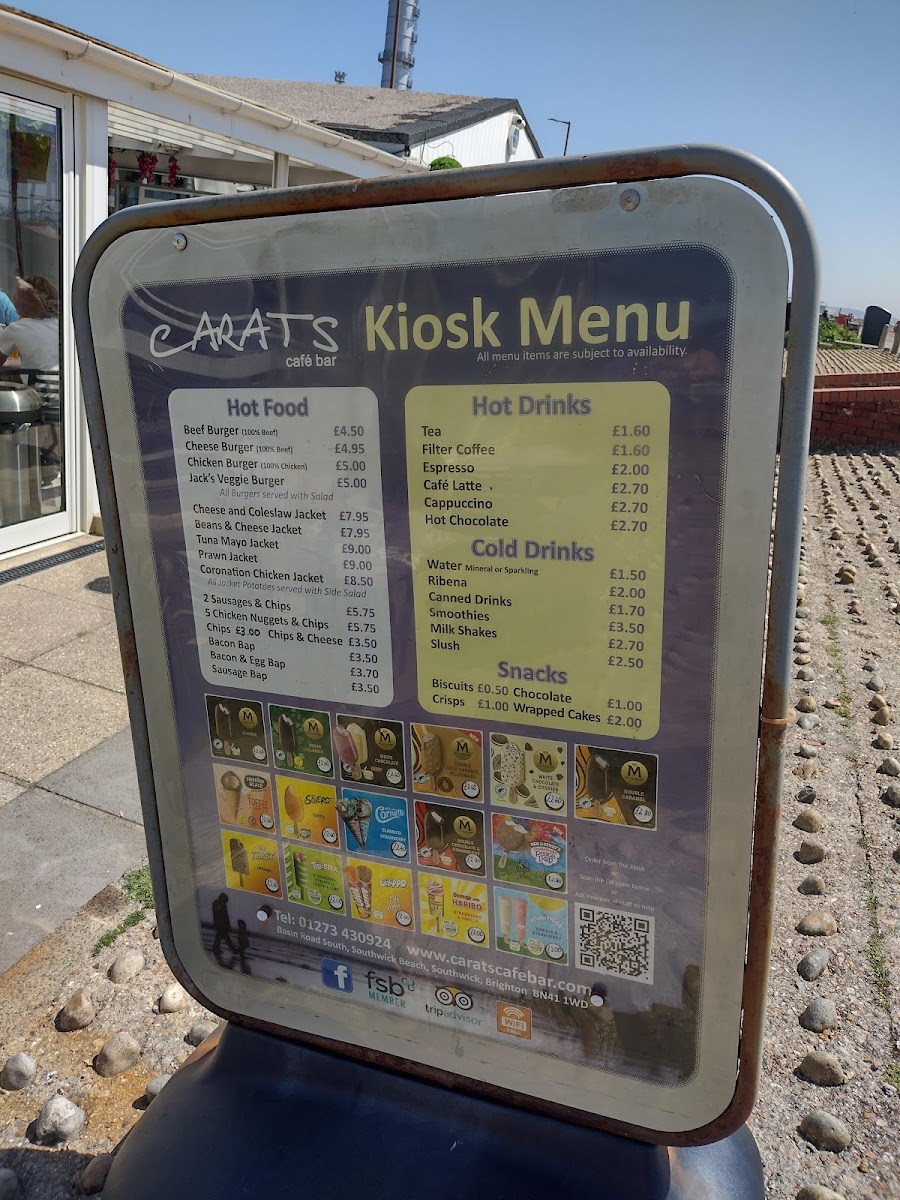 Carats Cafe Bar on the beach - 9