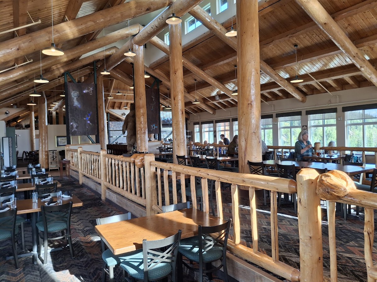 Alpenglow Restaurant