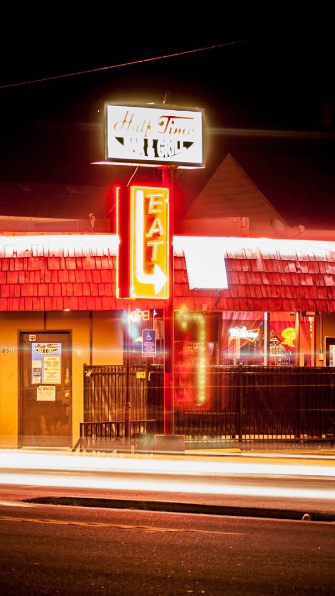 Half Time Bar & Grill