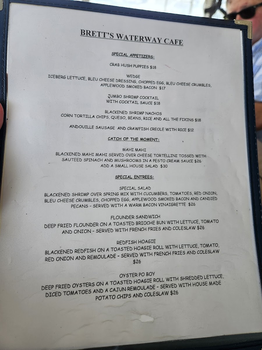 Brett's Waterway Cafe - 3