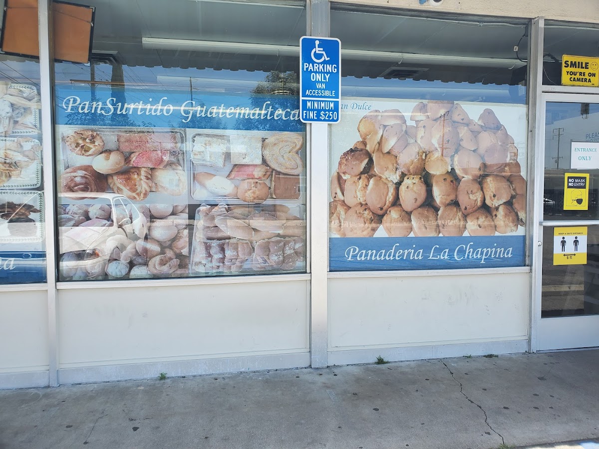 Panaderia La Chapina - 4