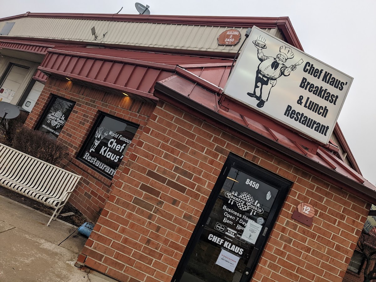 Chef Klaus Country Cookin'