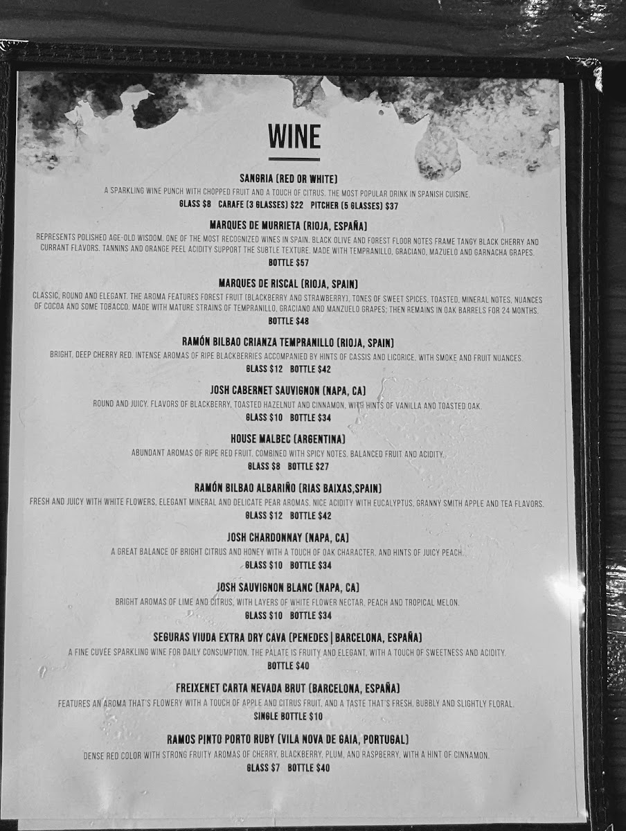 Dos Alas CubaRican Café & Lounge - 6