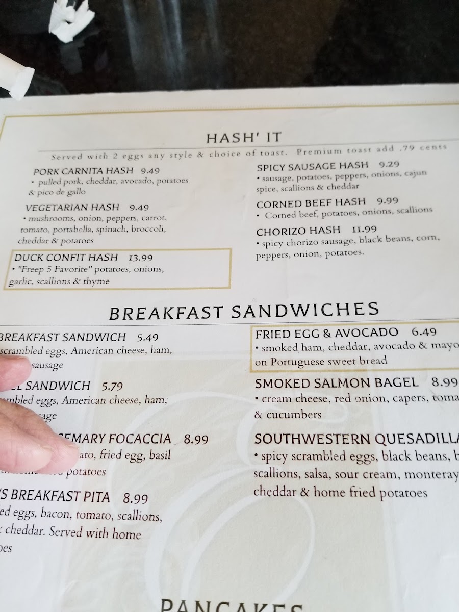 Ellen's Bakery & Cafe - 8