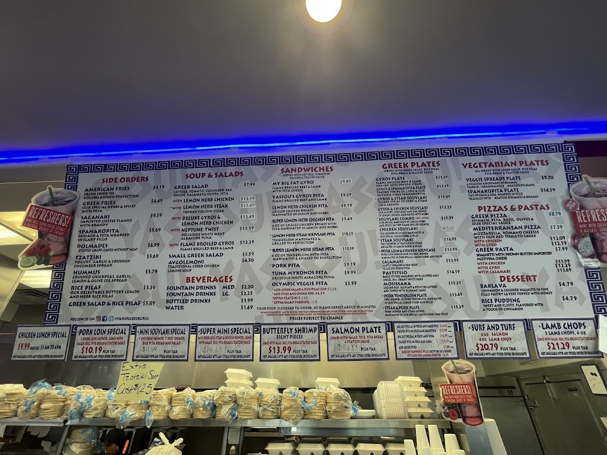 Yassou Greek Grill Cafe - 8