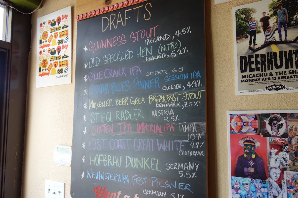 Hampton Station Pizza & Records - 10