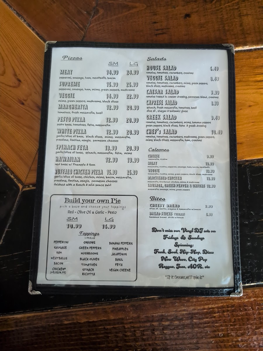 Hampton Station Pizza & Records - 3