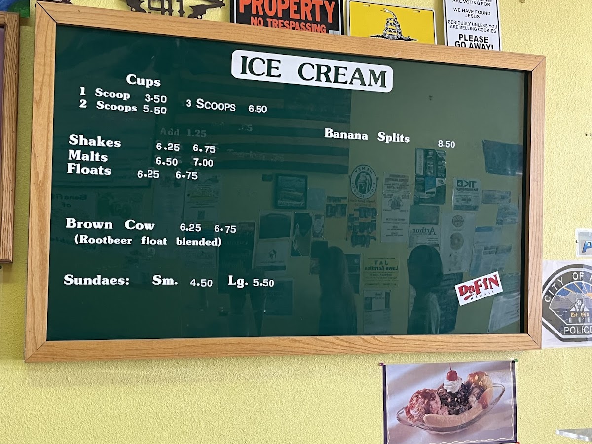 Jungle Juice Cafe - 7