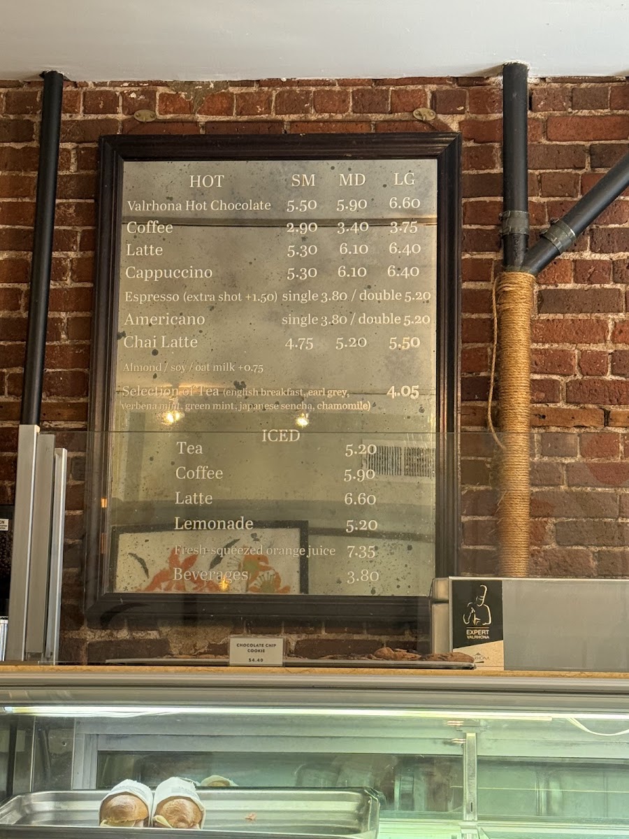 Almondine Bakery - 9