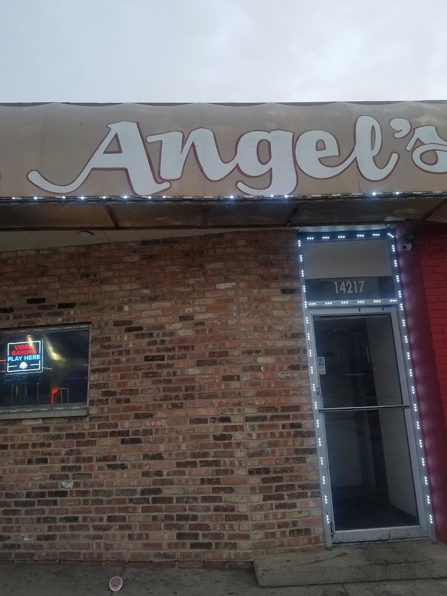 Angel's