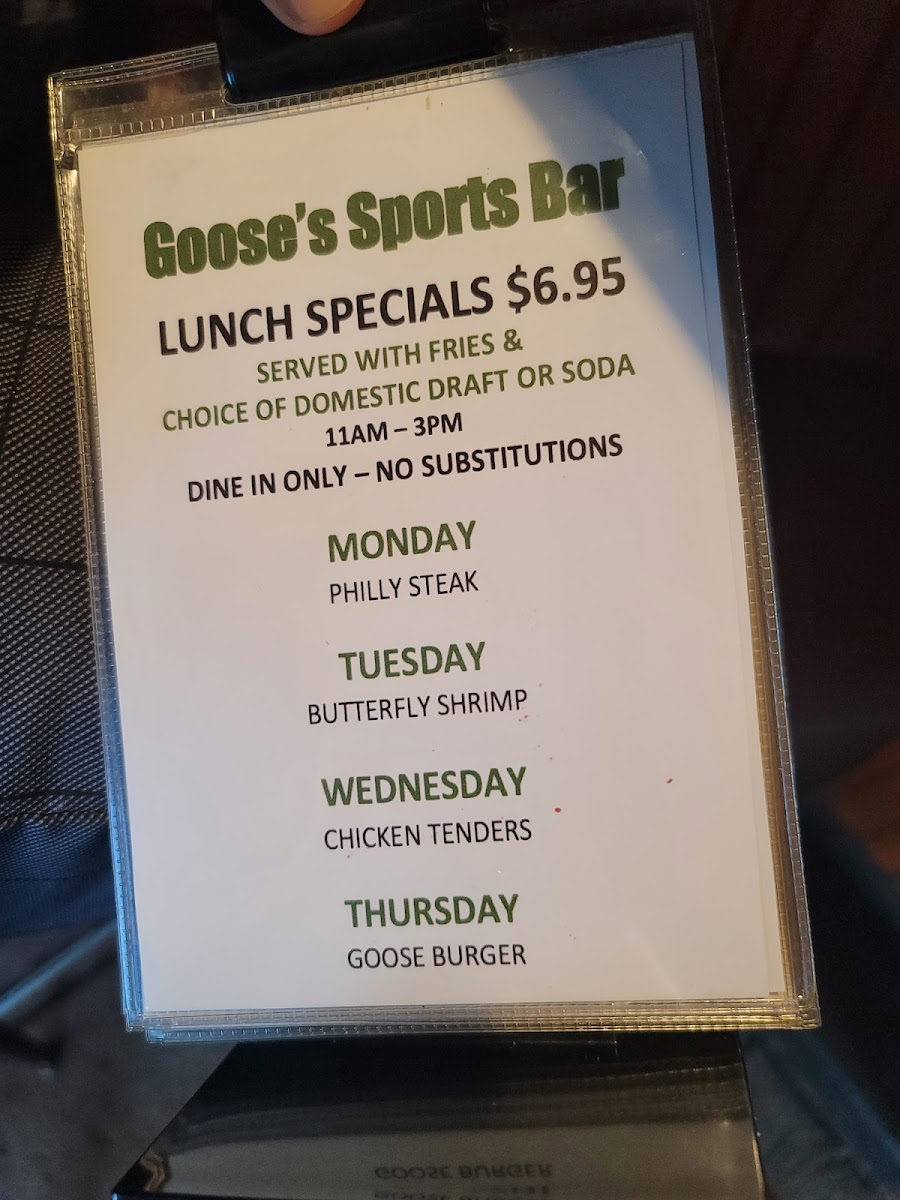 Goose's Sports Bar - 3