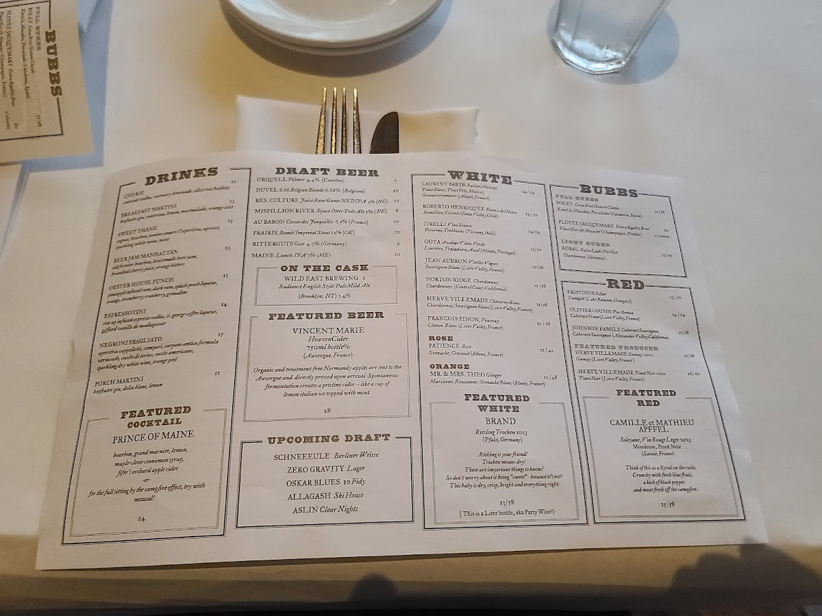 Henlopen City Oyster House - 3