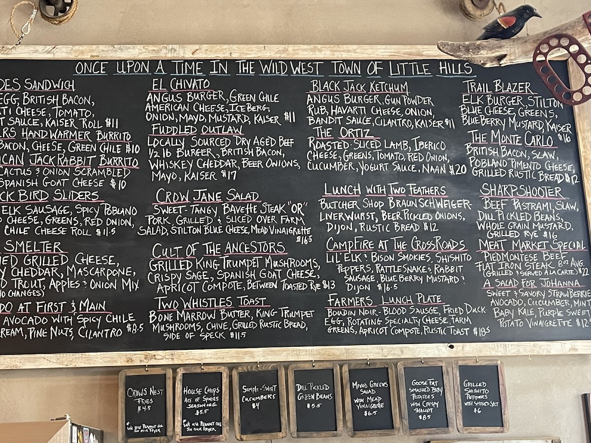 Black Bird Saloon - 6