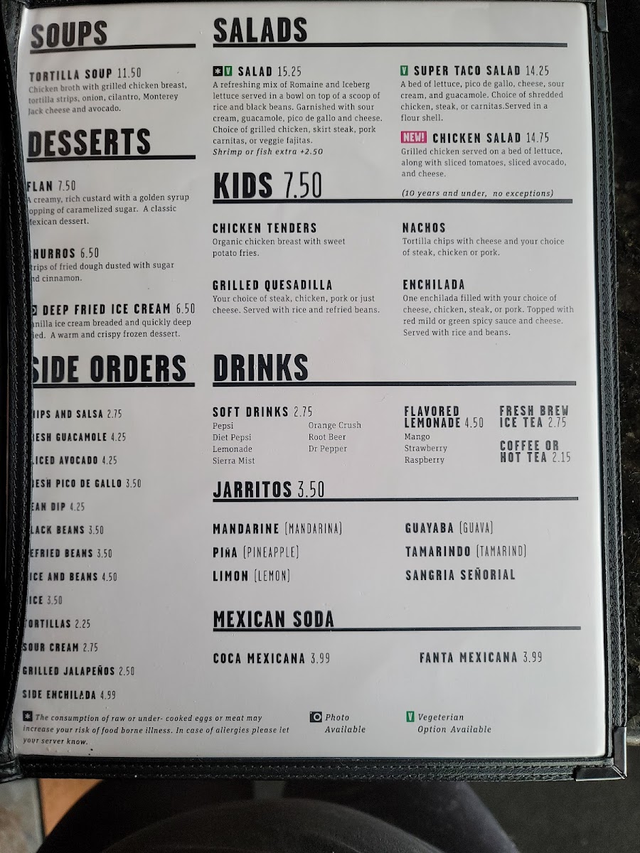 Julio's Restaurant - 5