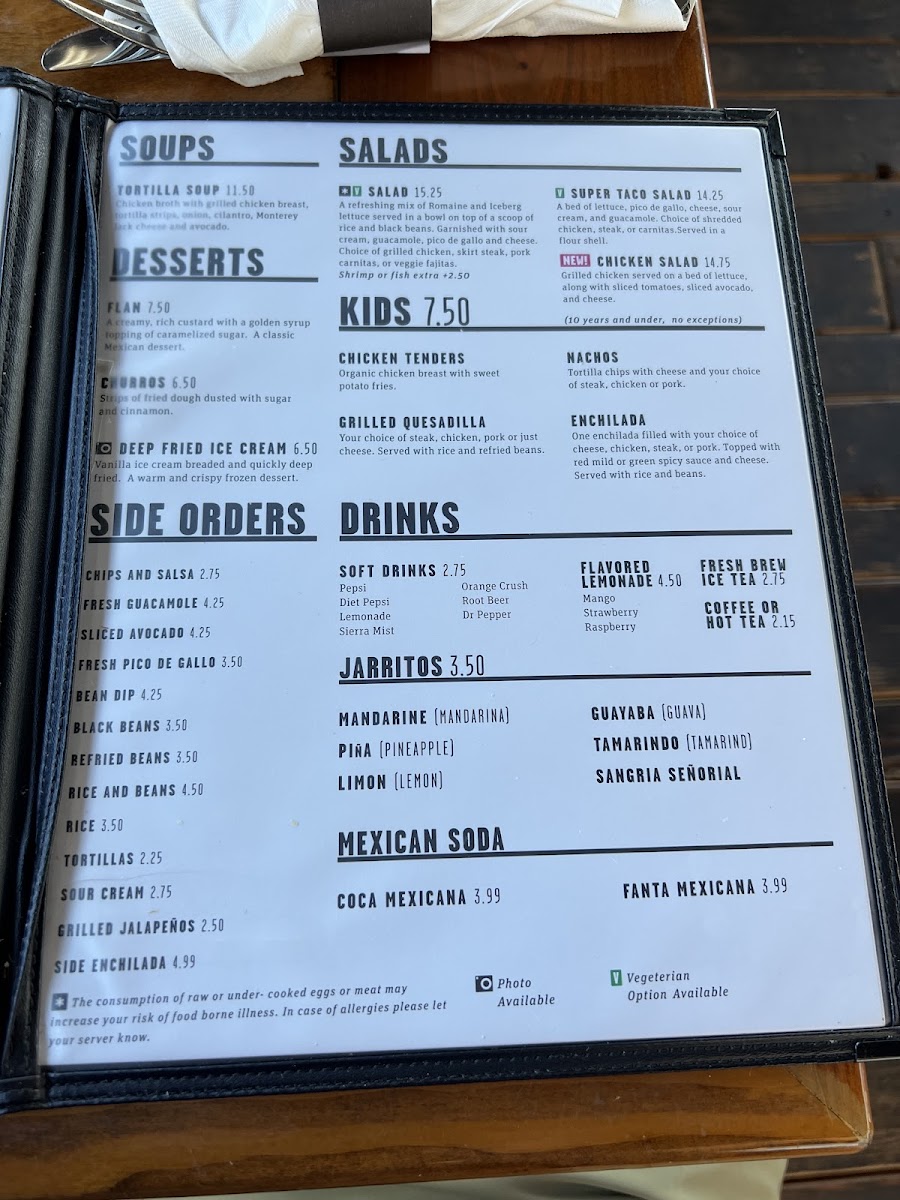 Julio's Restaurant - 8