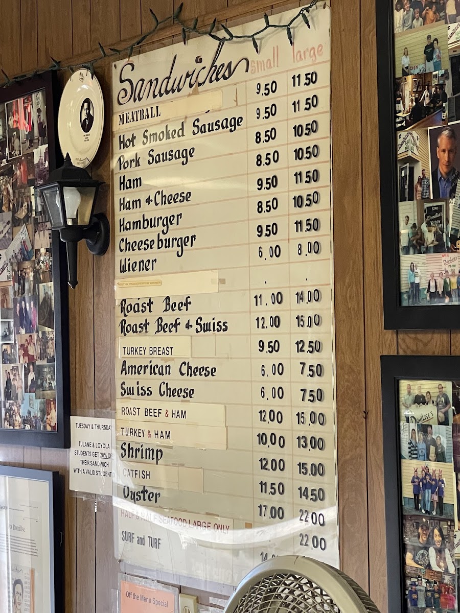 Domilise's Po-Boy & Bar - 3