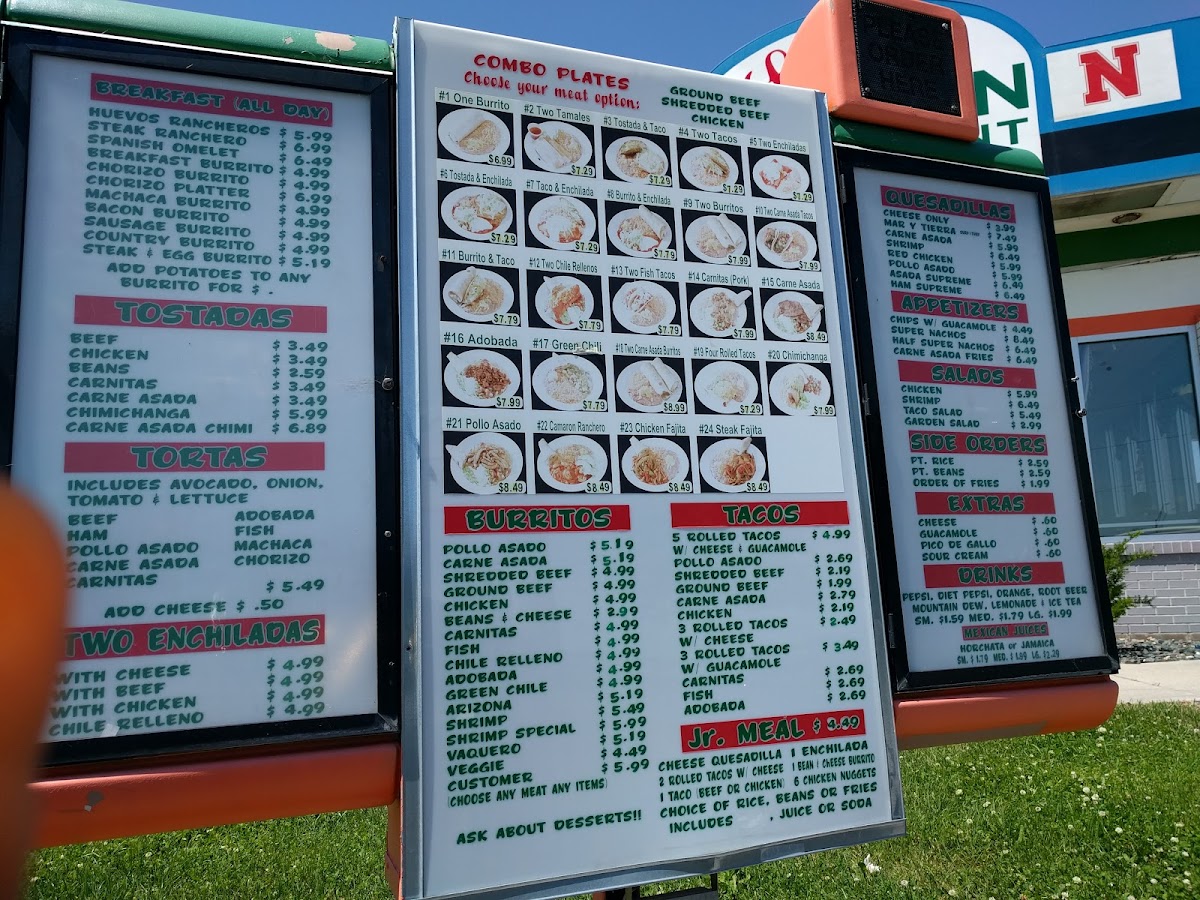 Lina's Mexican Restaurant - 5