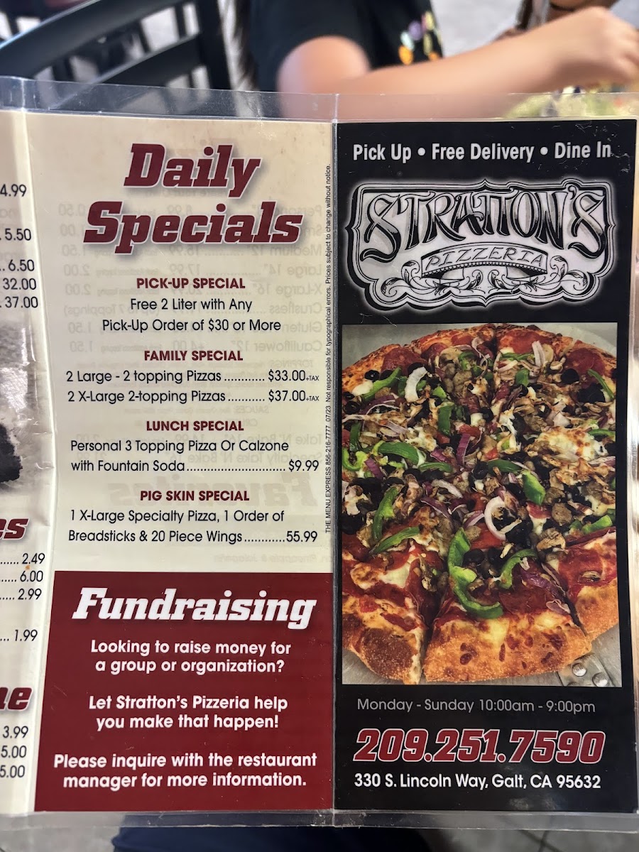 Stratton's Pizzeria - 5