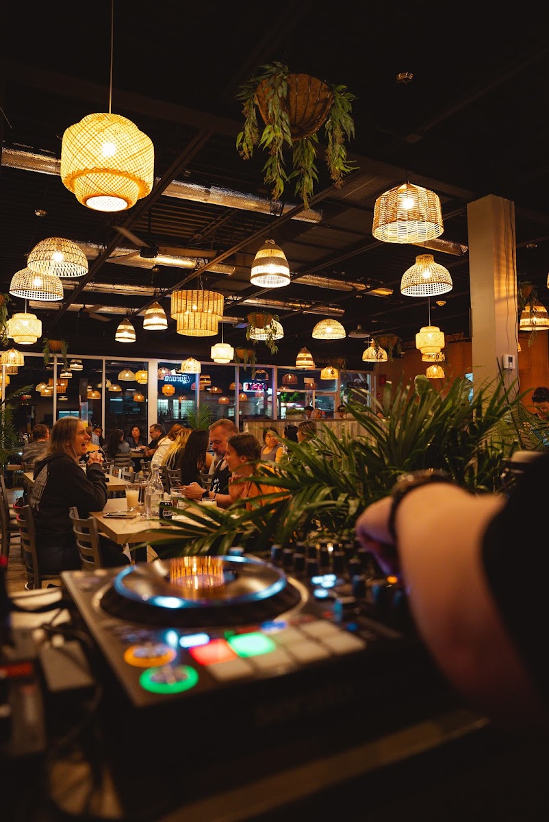 Oasis Mexican Kitchen & Bar