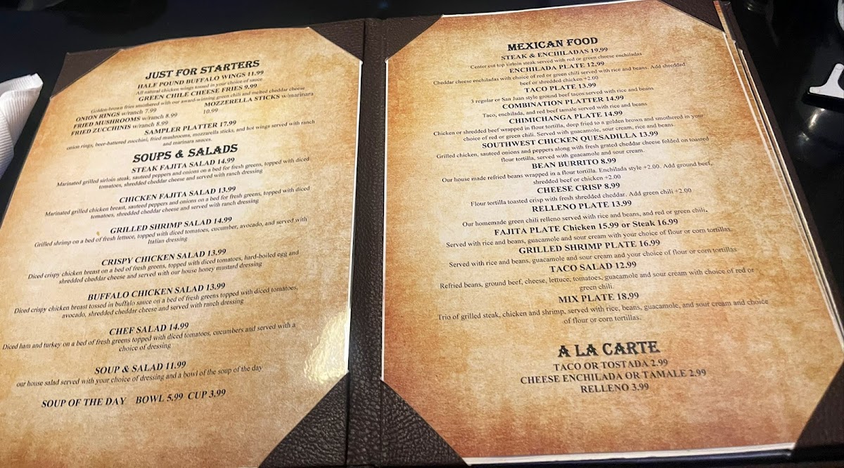 Safire Restaurant & Lounge - 9