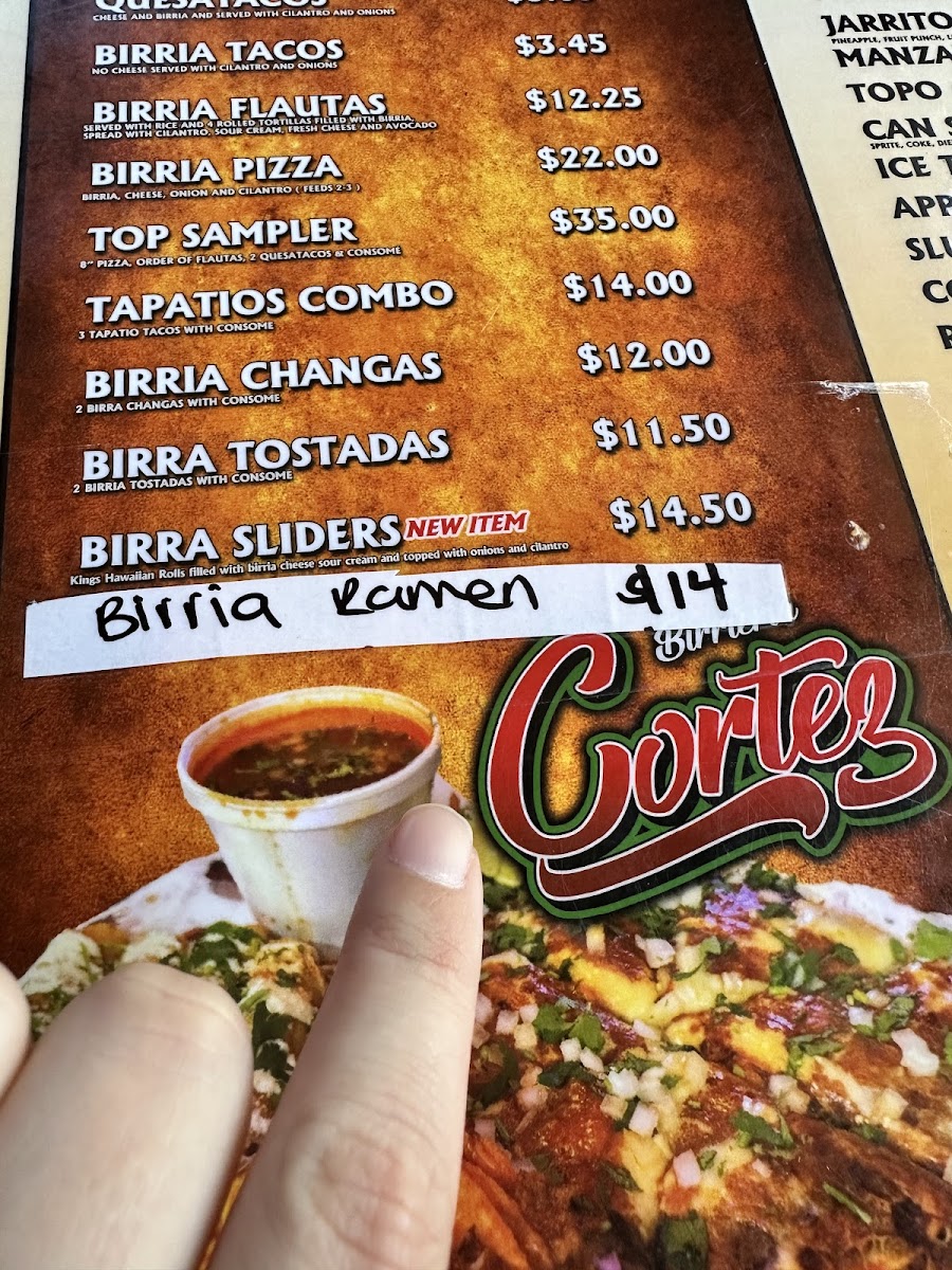 Birrieria y Taqueria Cortez - 6