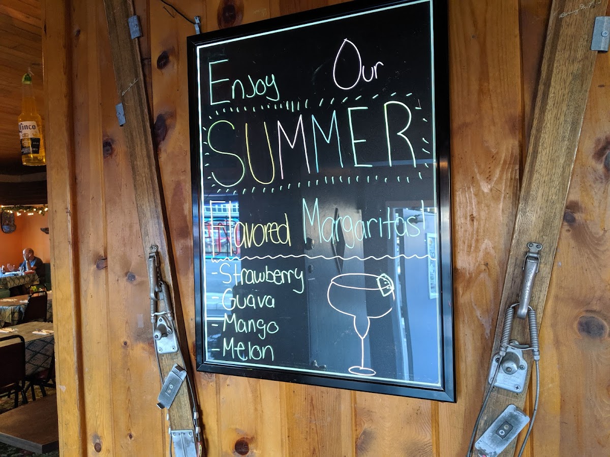 La Bamba Mexican Restaurant - 5