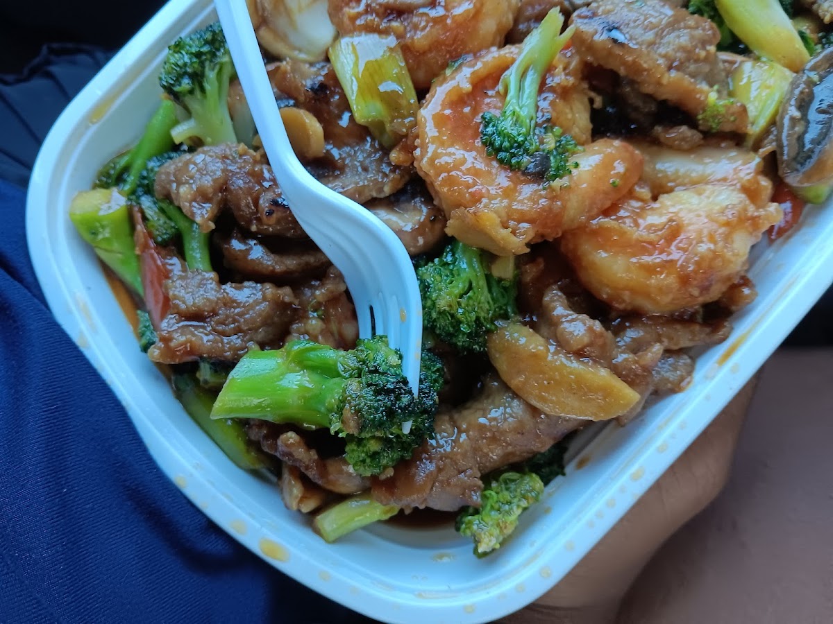 Canton Chinese Restaurant