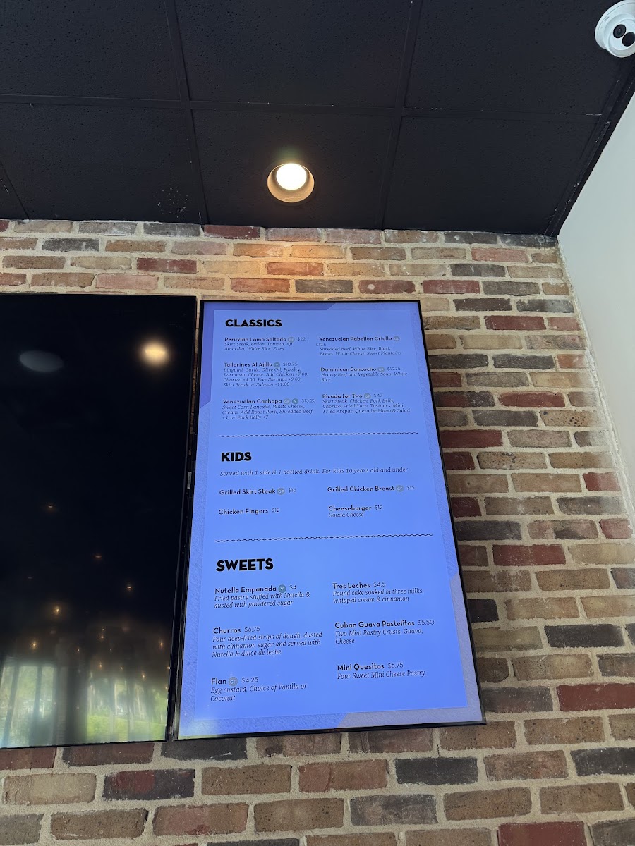 Sofrito Latin Cafe - 3