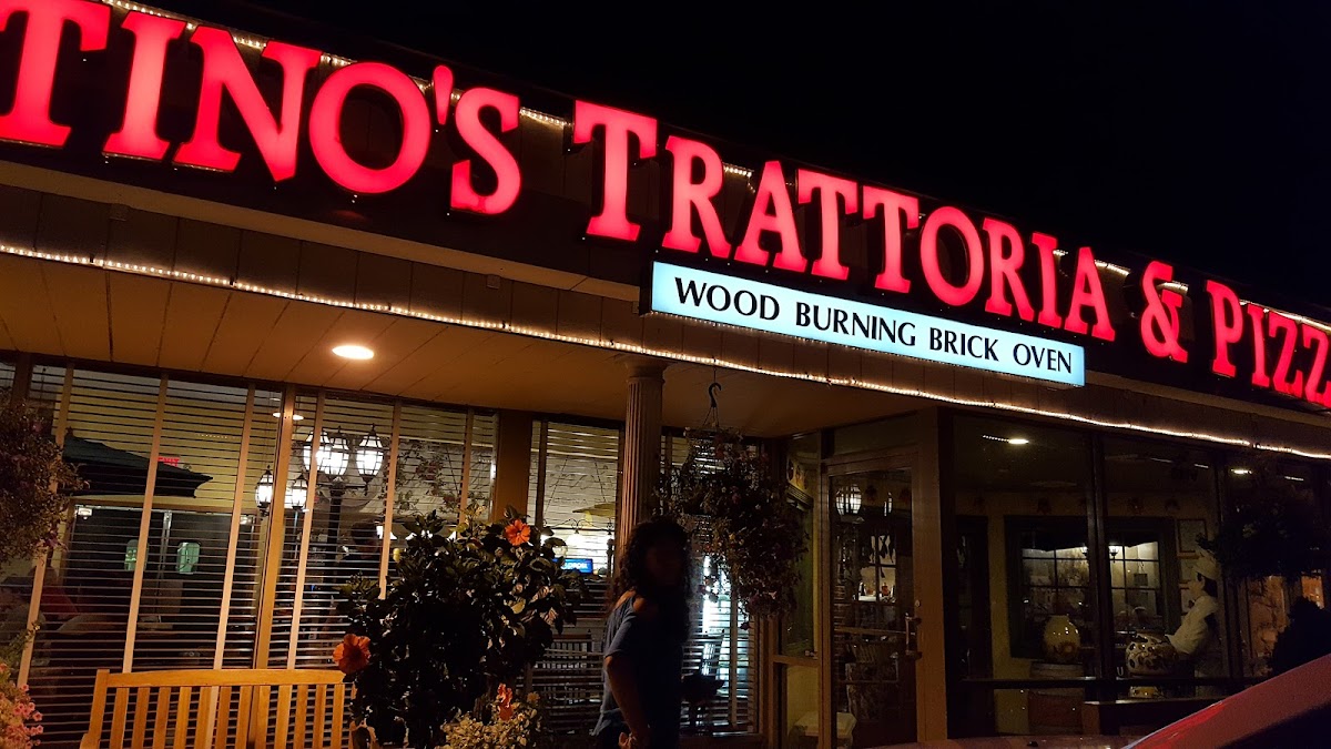 Martinos Trattoria & Pizzeria