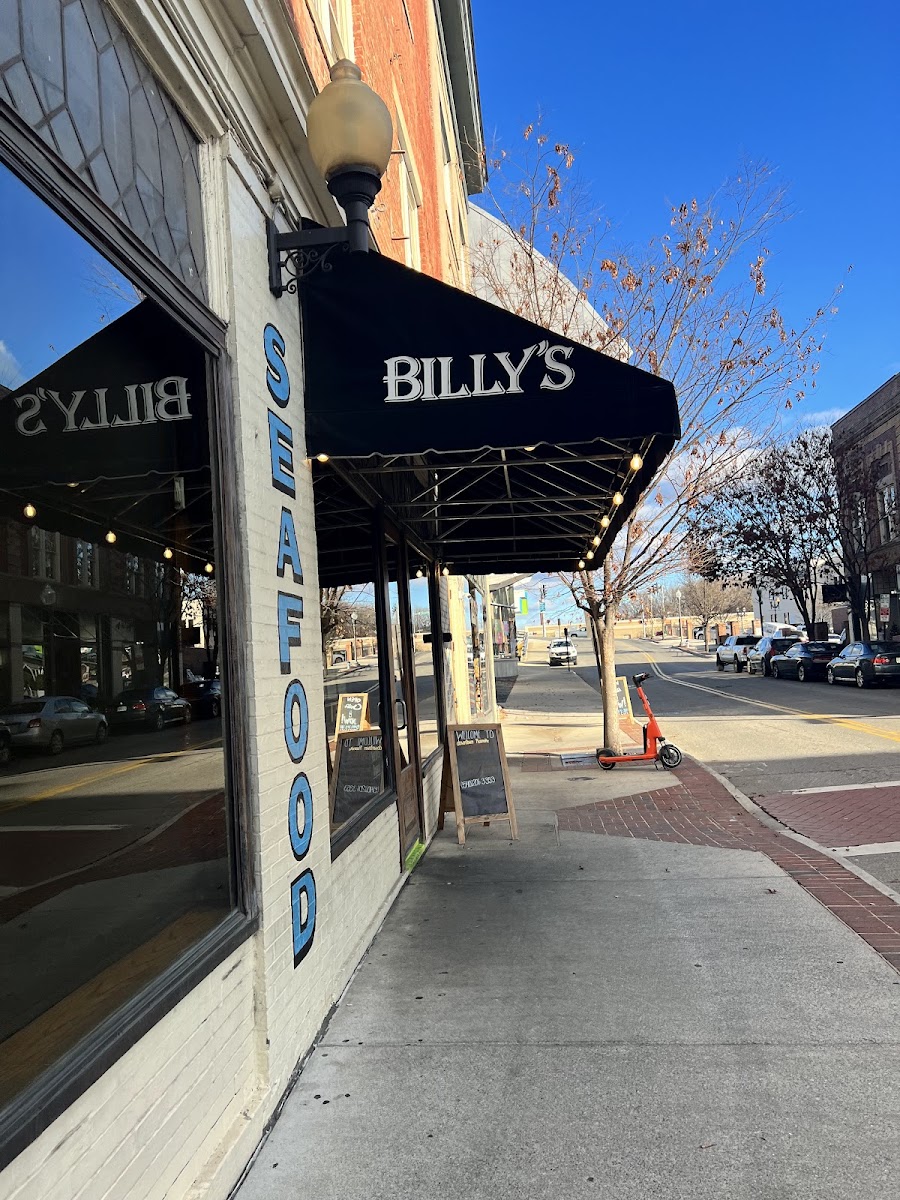 BILLY’S
