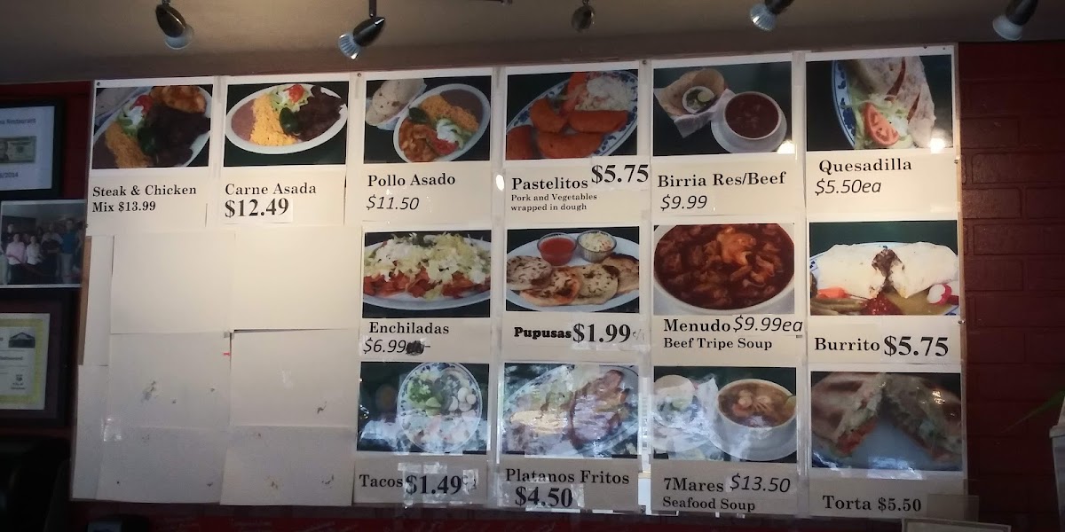 La Salvadoreña Restaurant - 7