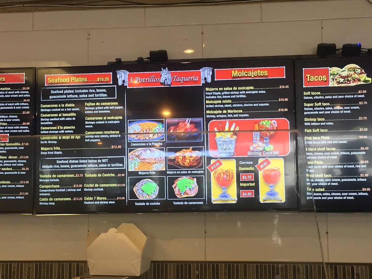 Tres Potrillos Taqueria - 10